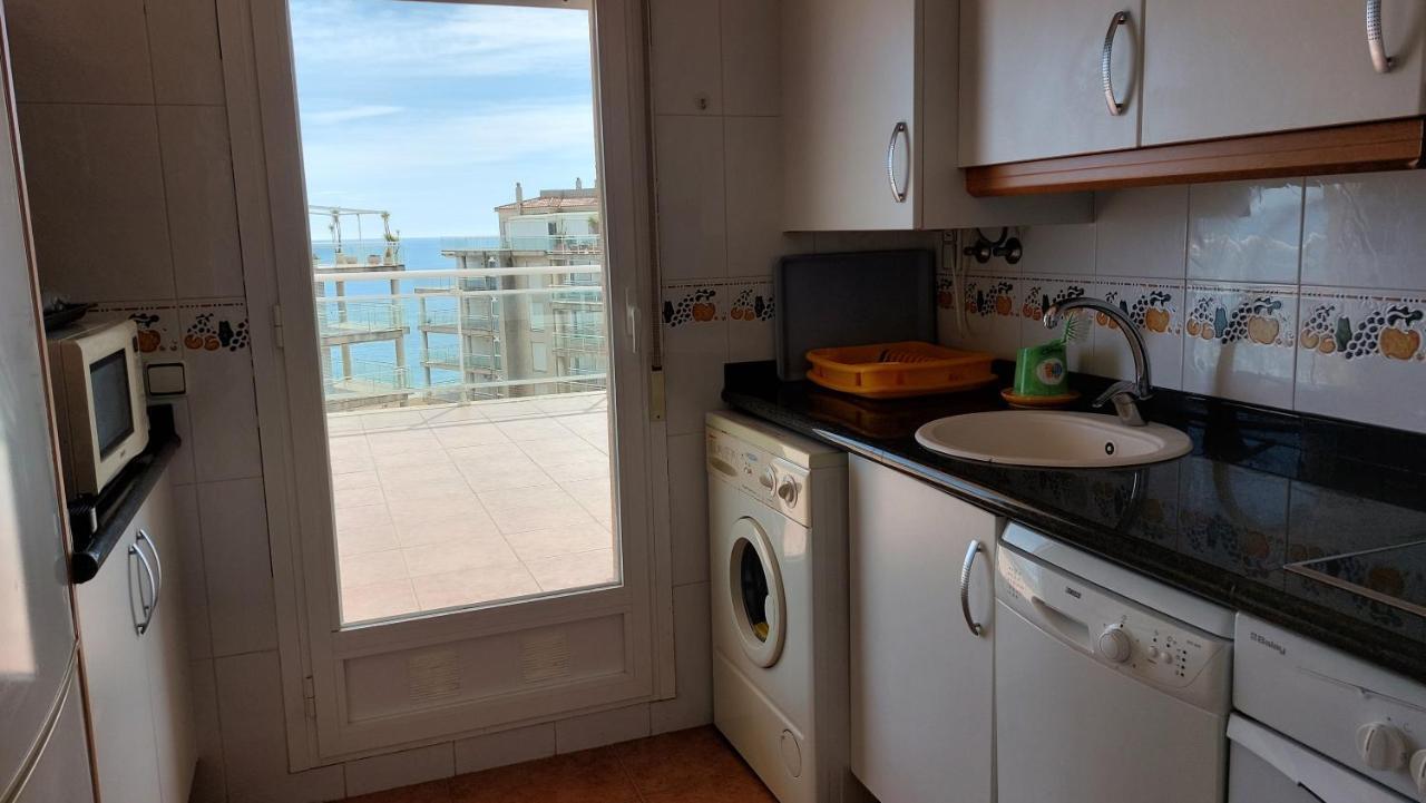 Atico Con Espectacular Terraza Frente Al Mar Apartman Peñíscola Kültér fotó